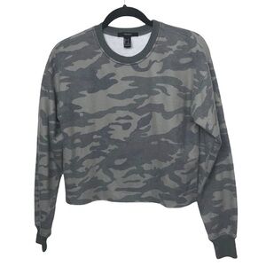 Forever 21 Pale Green Gray Camo Print Sweater Sweatshirt Small